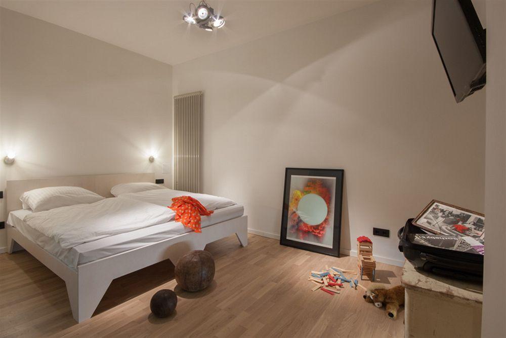Room For Rent Unterhaching Exteriér fotografie